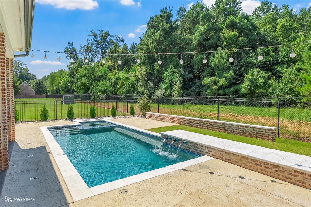 ESPLANADE - Residential