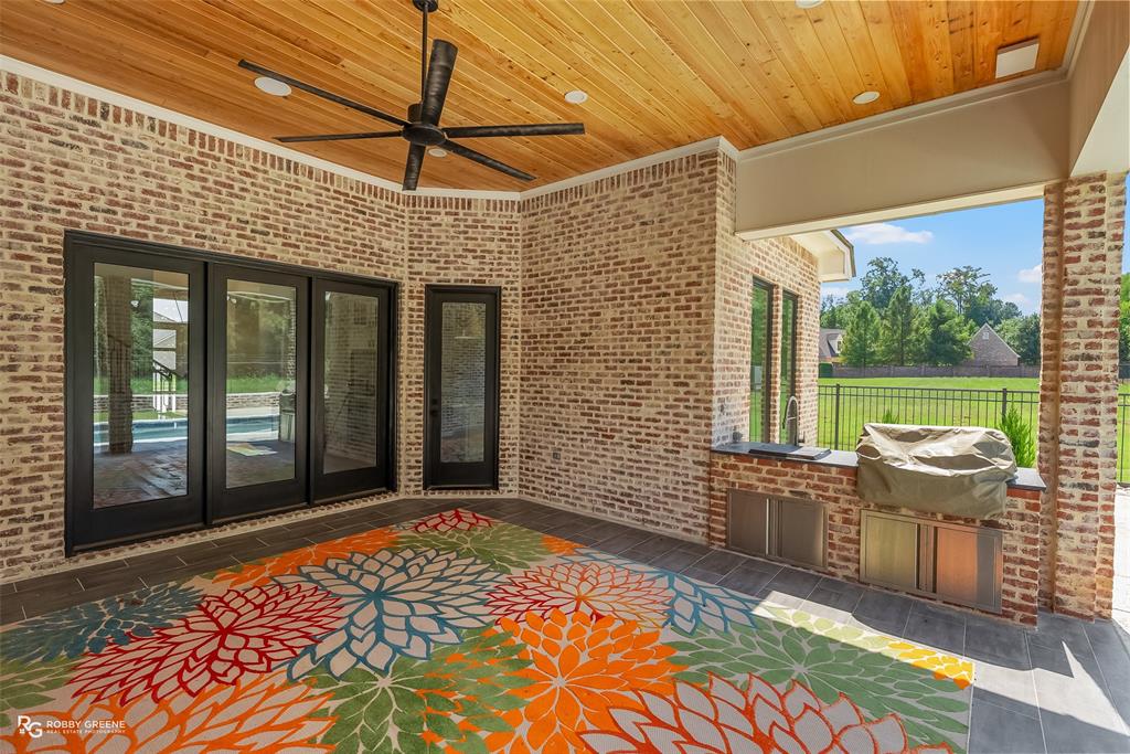 ESPLANADE - Residential