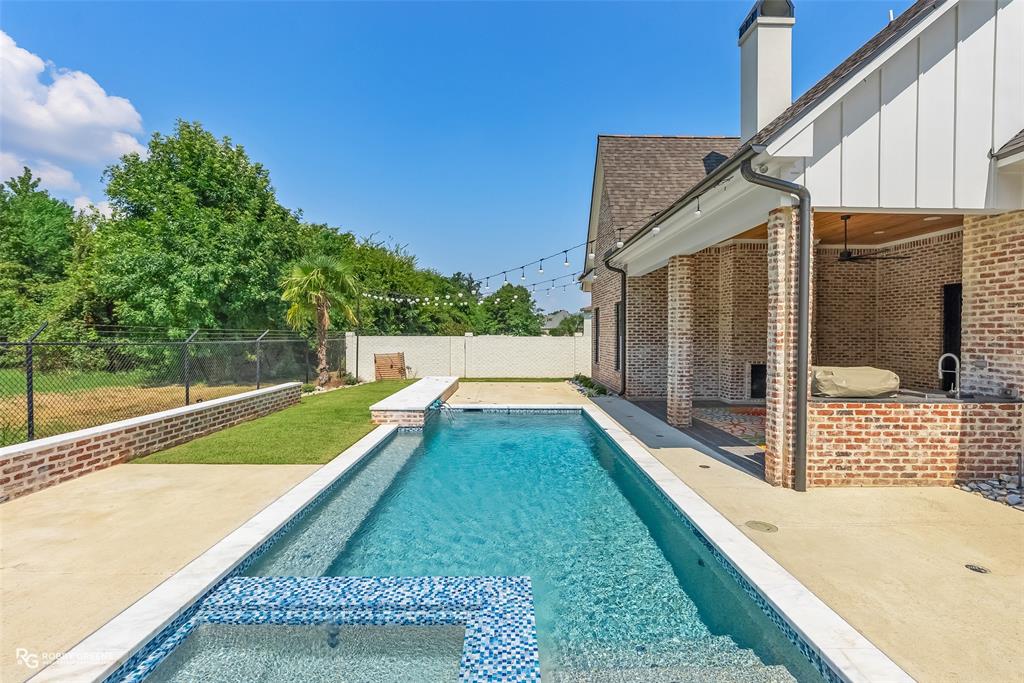 ESPLANADE - Residential