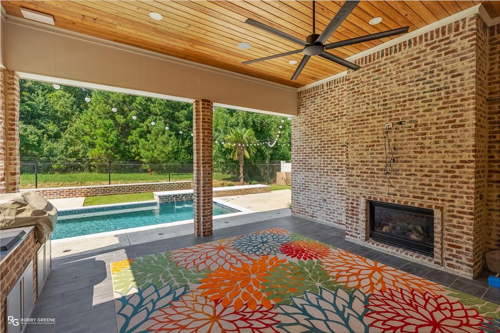 ESPLANADE - Residential