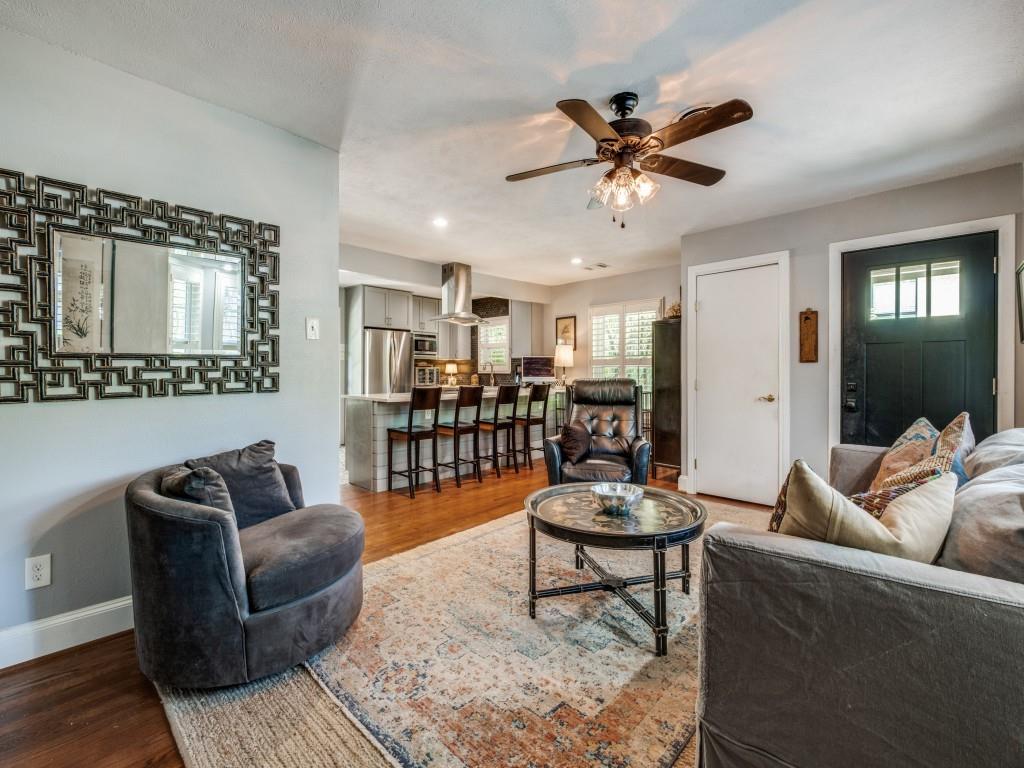 879 Peavy Road