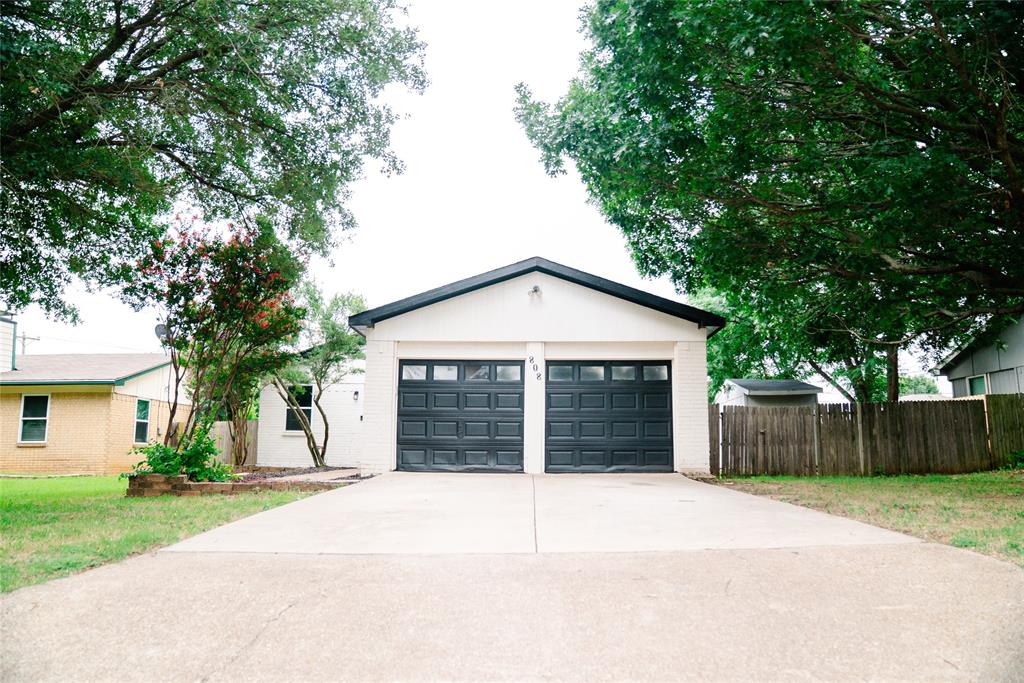 808 Hollow Creek Road