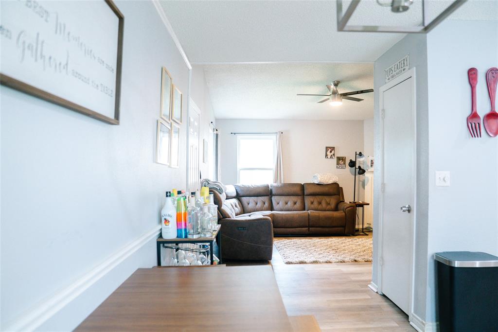 808 Hollow Creek Road