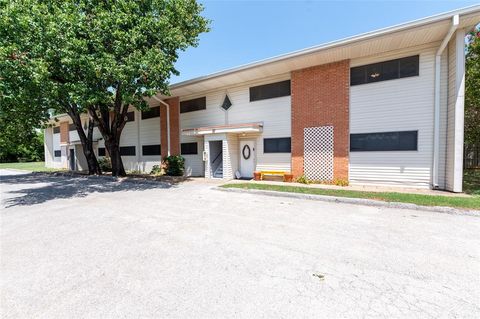 401 Betchan Street 1B Lake Dallas TX 75065