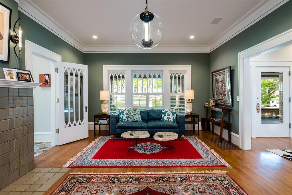 Munger Place - Residential