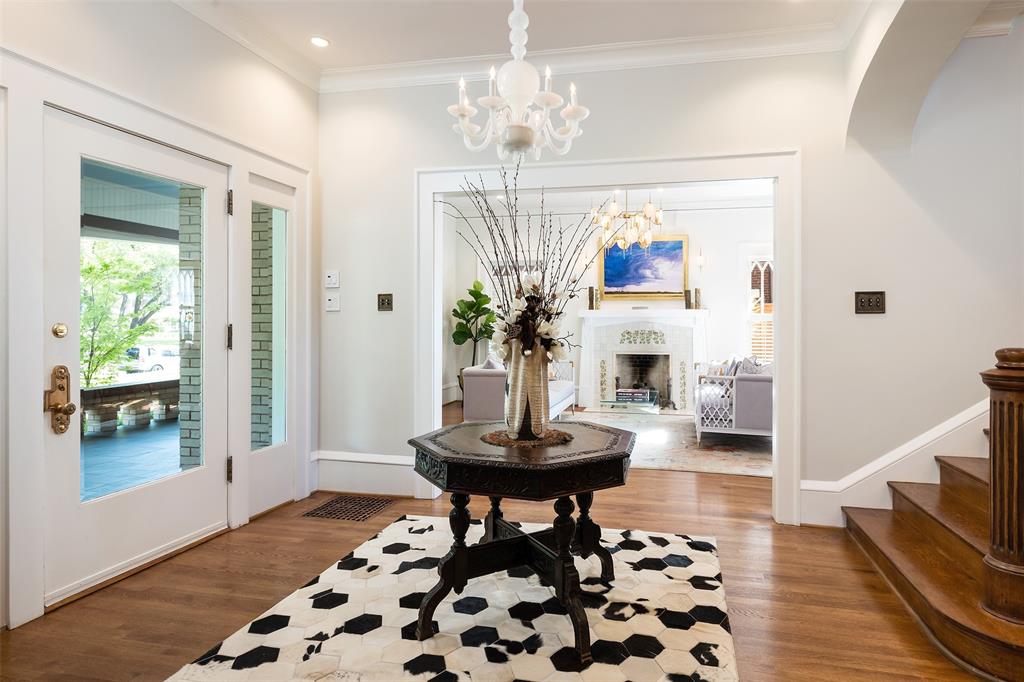 Munger Place - Residential