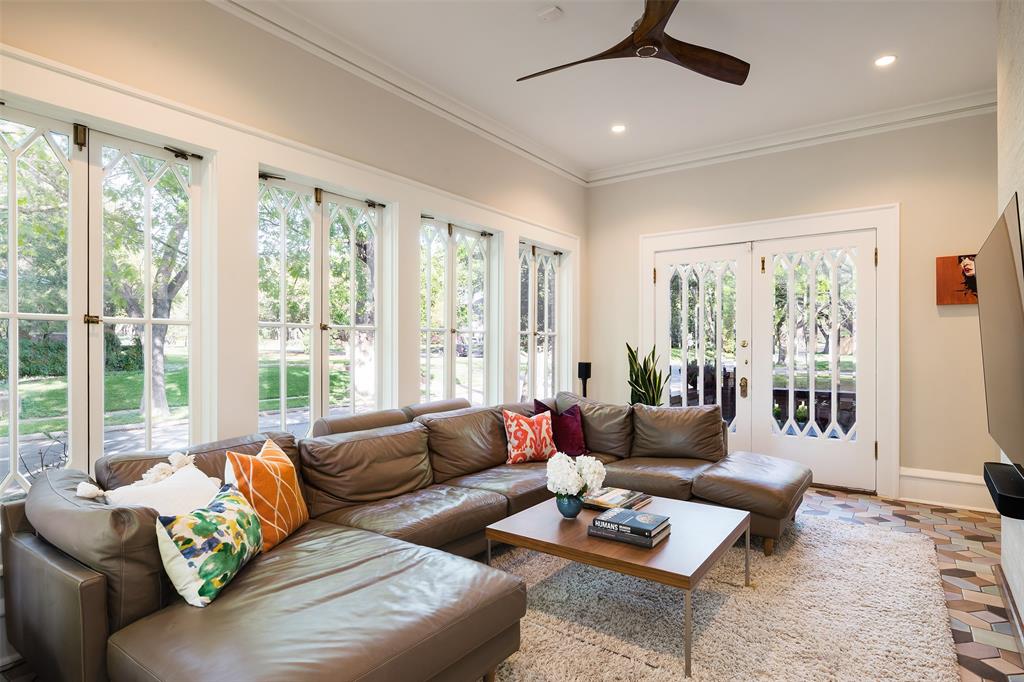 Munger Place - Residential