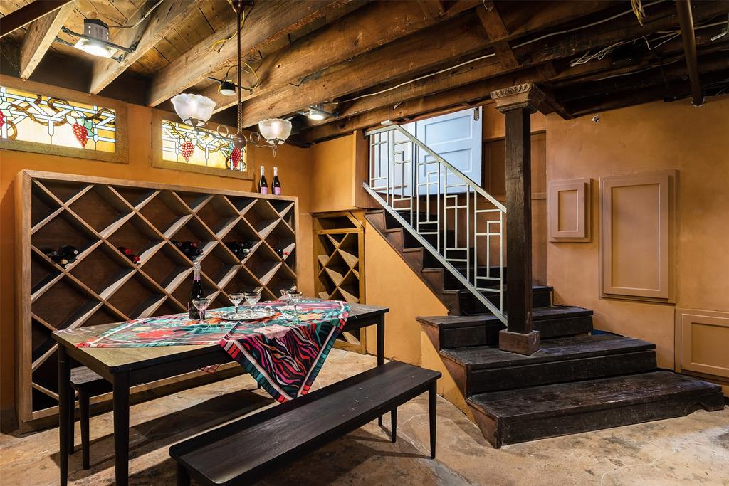 Munger Place - Residential