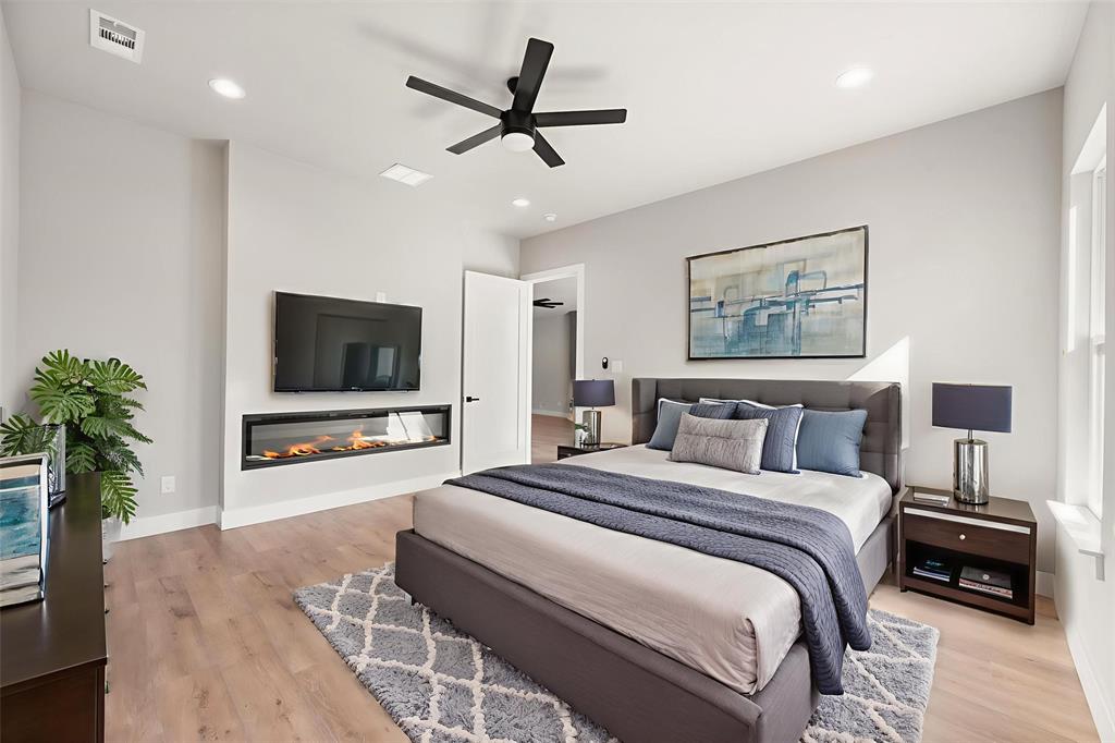 SOUTHGATE MANOR - Residential