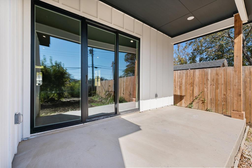 SOUTHGATE MANOR - Residential