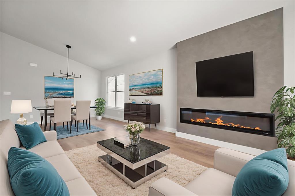 SOUTHGATE MANOR - Residential