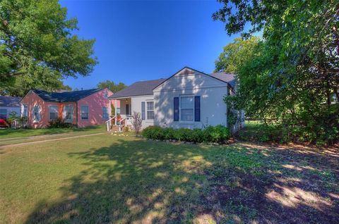 3241 Merida Avenue Fort Worth TX 76109