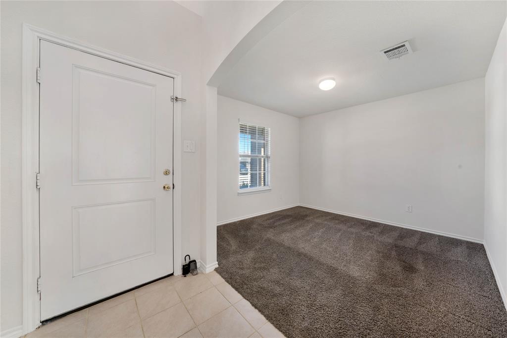 914 Decker Drive