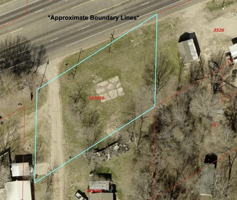 Photo of 700 State Highway 31 E, Trinidad, TX 75163 (MLS # 21276041)
