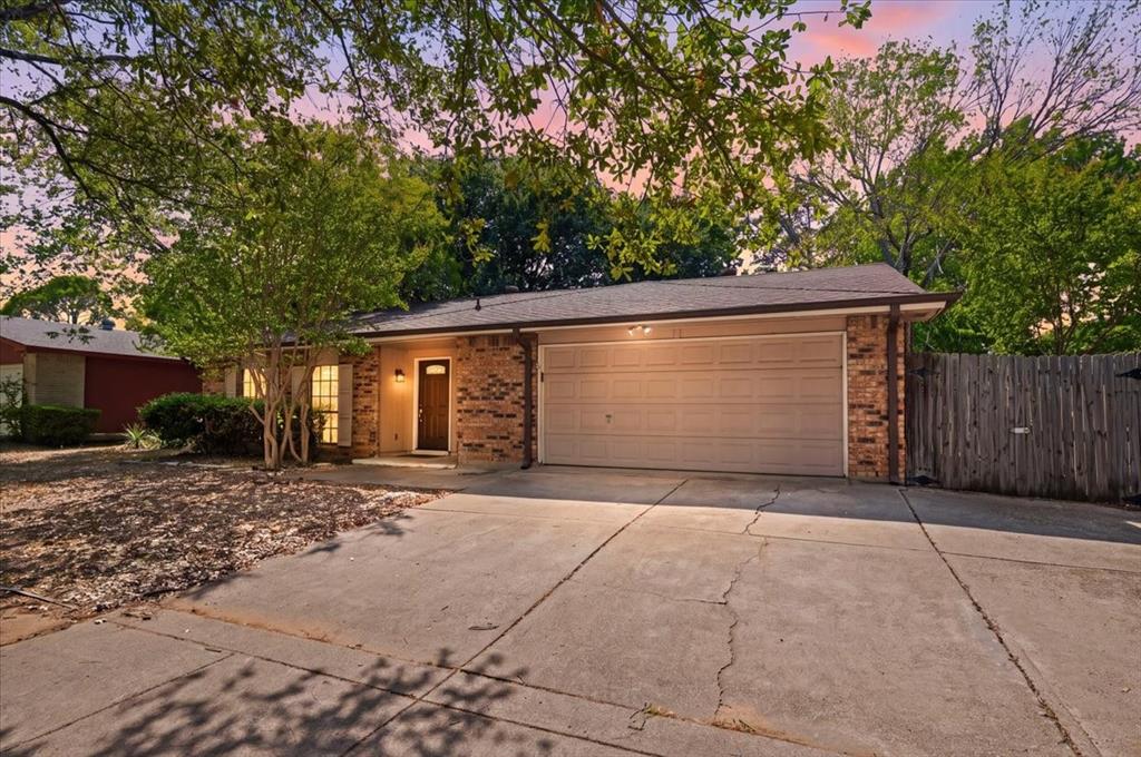 2614 Creekview Drive