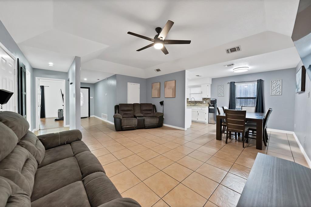 2961 Roosevelt Avenue