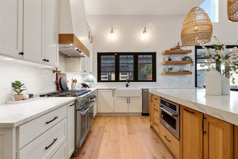 Tiny photo for 7515 Lavendale Avenue, Dallas, TX 75230 (MLS # 20836603)