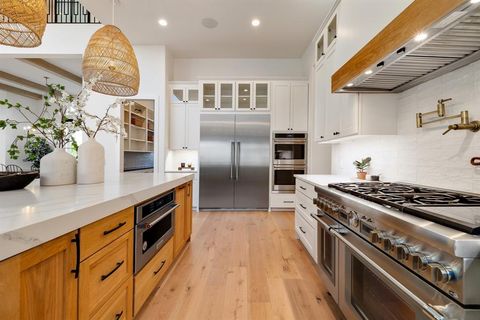 Tiny photo for 7515 Lavendale Avenue, Dallas, TX 75230 (MLS # 20836603)