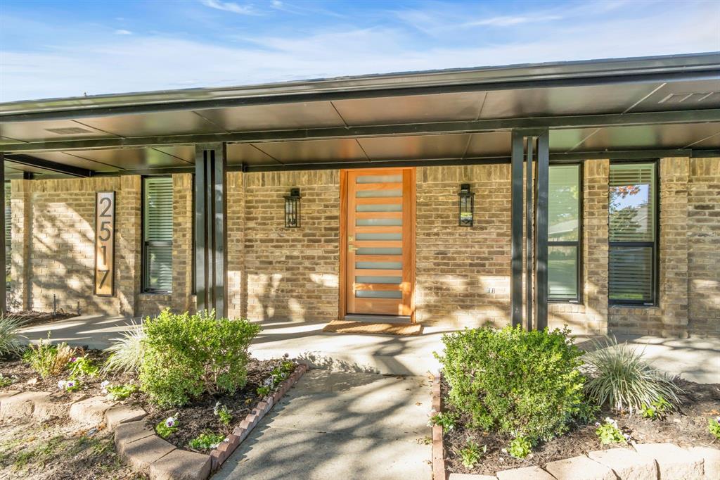 2517 Delmar Drive