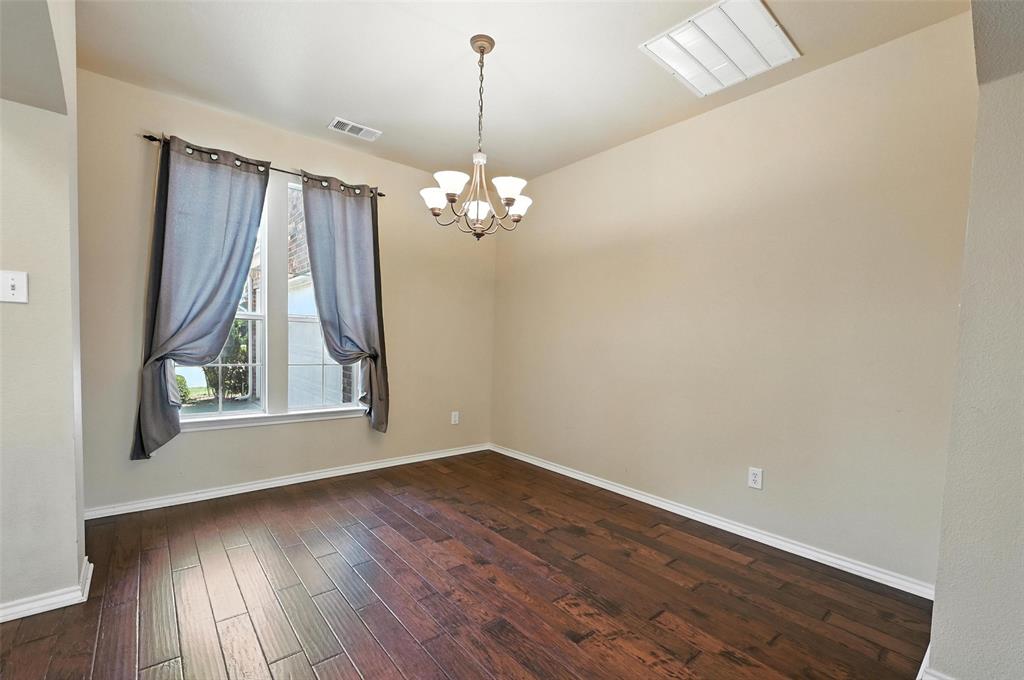 3103 Edgebrook Court