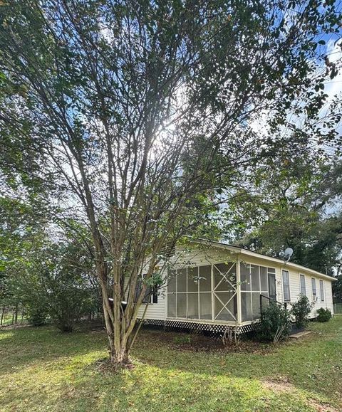 323 Butler Road Belcher LA 71004