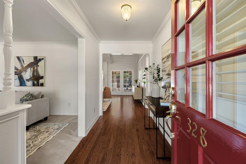 328 Ridgebriar Drive
