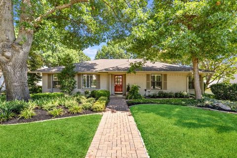 328 Ridgebriar Drive Richardson TX 75080