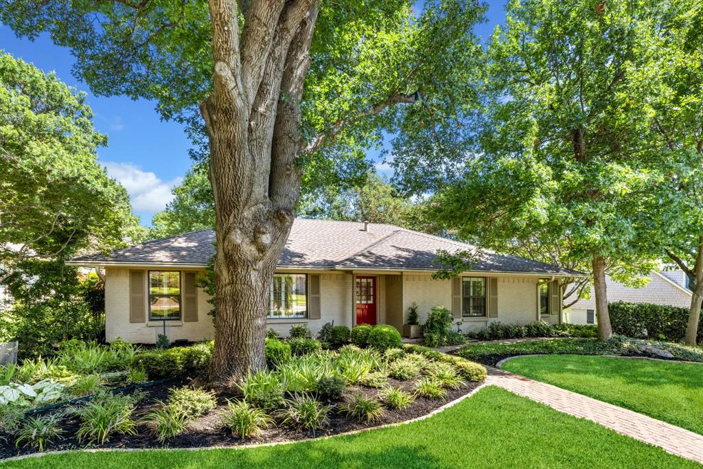 328 Ridgebriar Drive