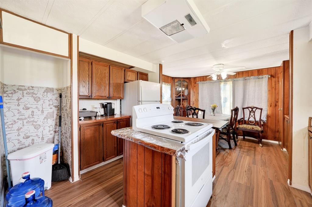 K & M Acres - Residential