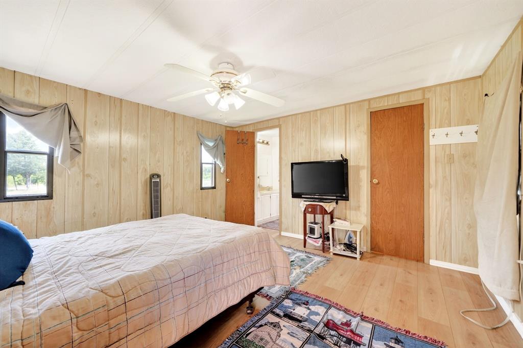 K & M Acres - Residential