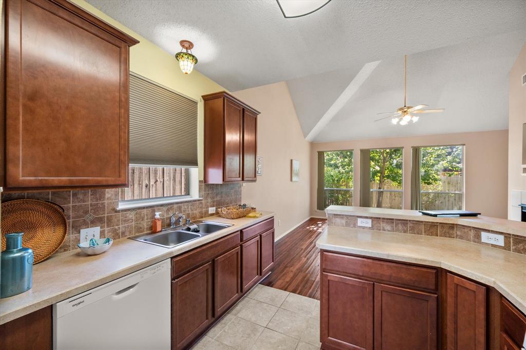 4908 Glenscape Court