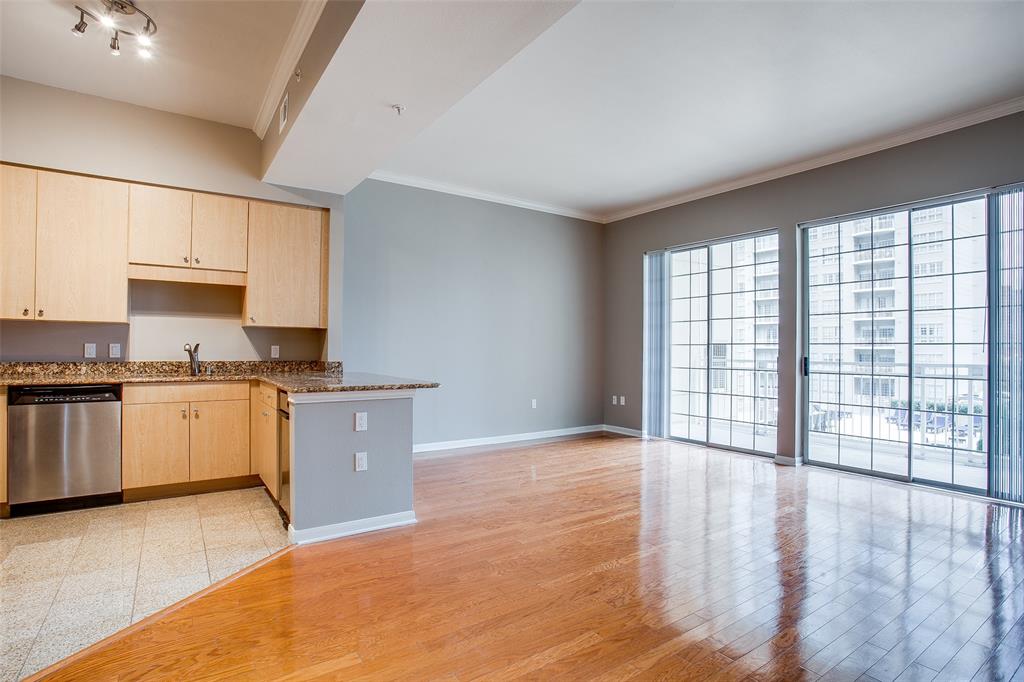 Renaissance On Turtle Creek Condo - Residential Lease