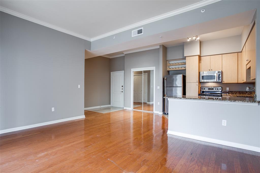 Renaissance On Turtle Creek Condo - Residential Lease