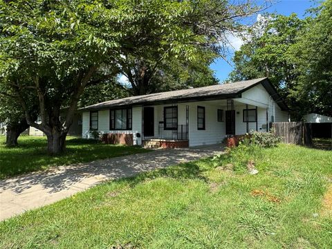 A home in Sulphur Springs