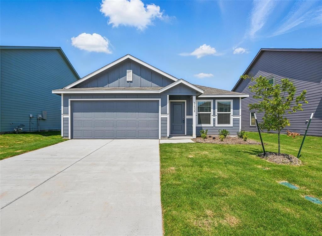Photo of 11538 Hermosa Lane, Justin, TX 76078 (MLS # 21325149)