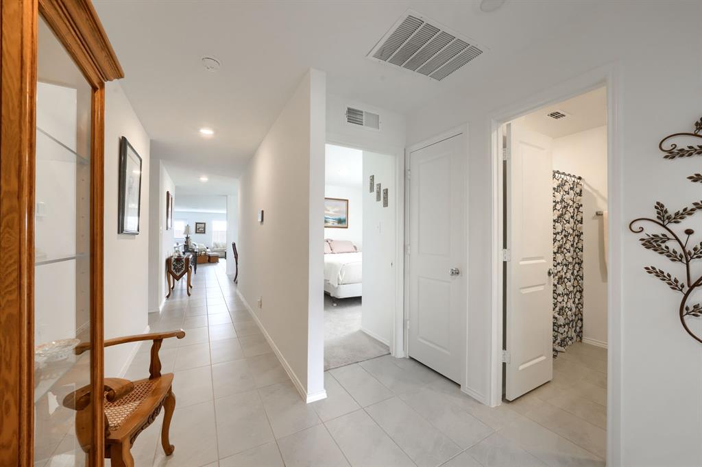1318 Eldridge Pond Street