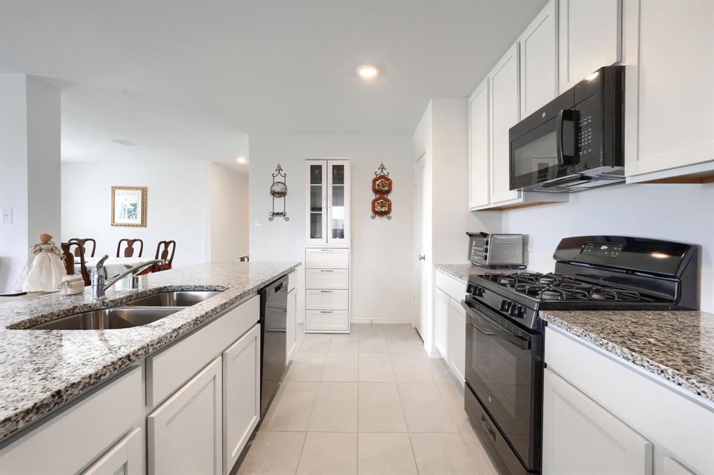 1318 Eldridge Pond Street