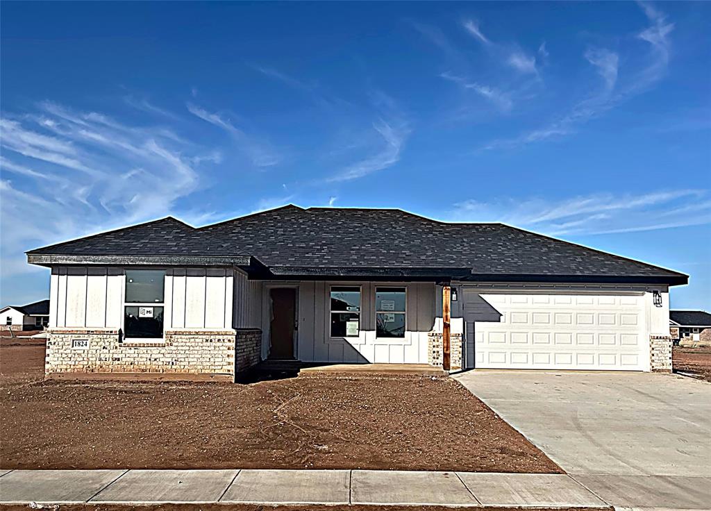 Photo 1 of 38 of 1824 Bandolero Road house