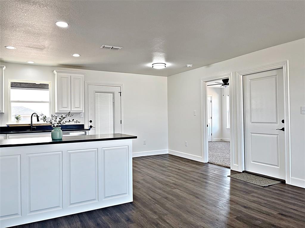 Photo 17 of 38 of 1824 Bandolero Road house