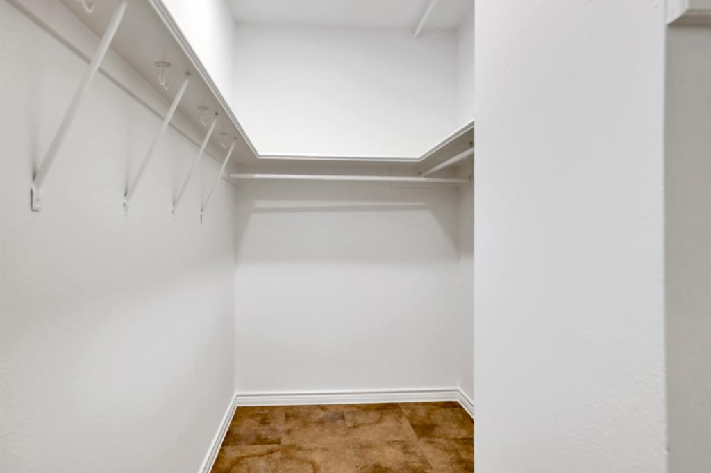 Park Place Twnhms Condo - Residential Lease