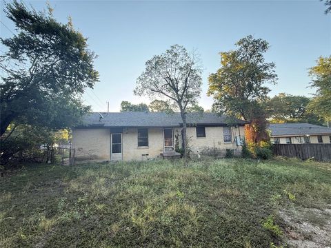 Tiny photo for 4405 Malden Lane, Dallas, TX 75216 (MLS # 21099661)