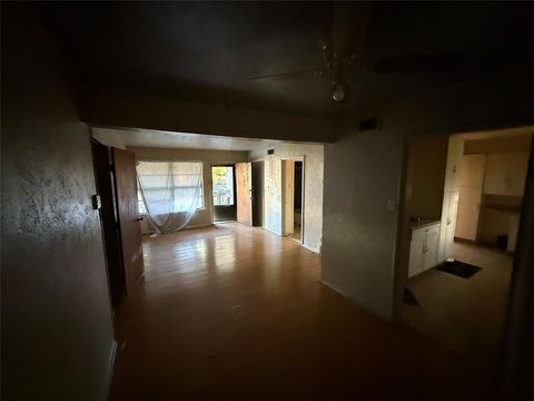 Tiny photo for 4405 Malden Lane, Dallas, TX 75216 (MLS # 21099661)