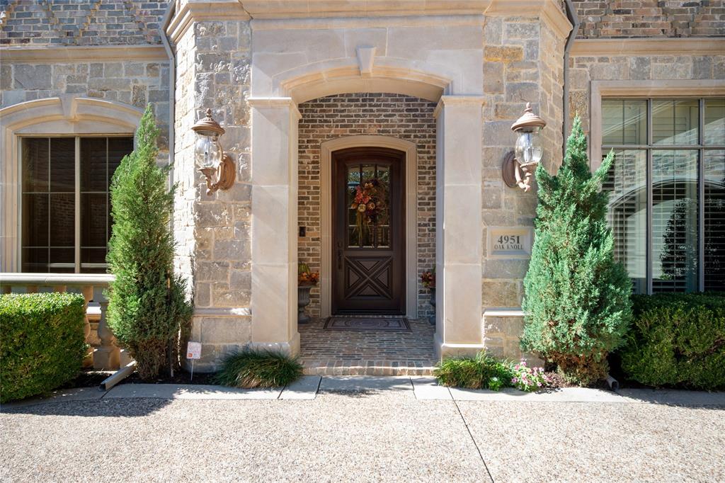 4951 Oak Knoll Lane