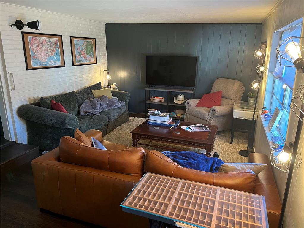 Elmwood - Residential Lease