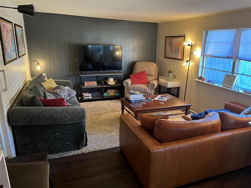 Elmwood - Residential Lease