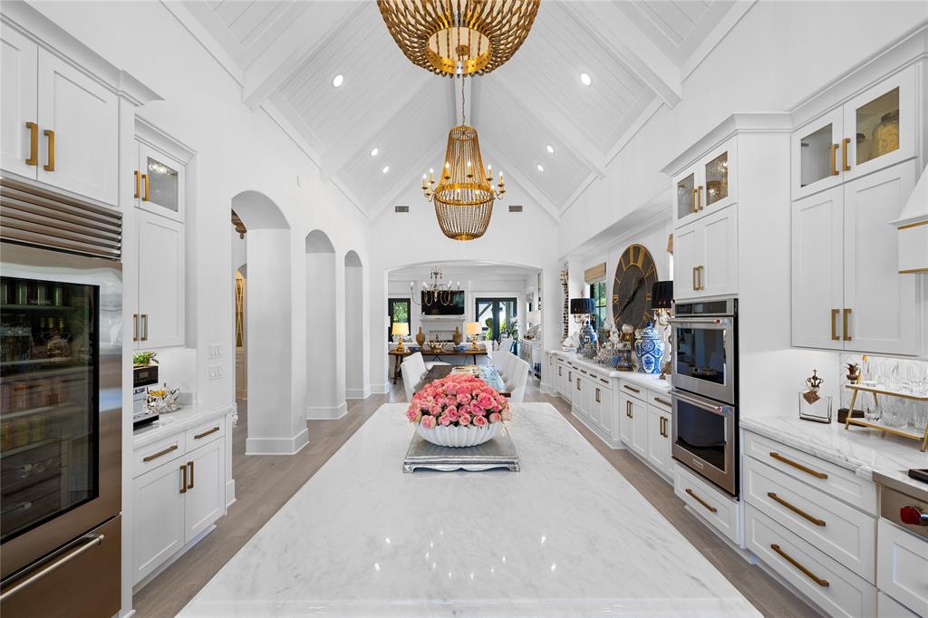 940 La Vista Drive