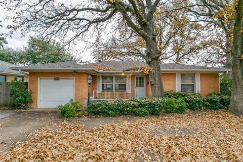 A home in Irving