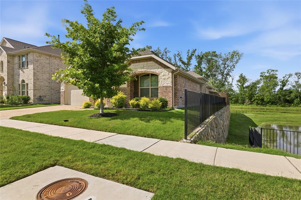5325 Riverwalk Parkway
