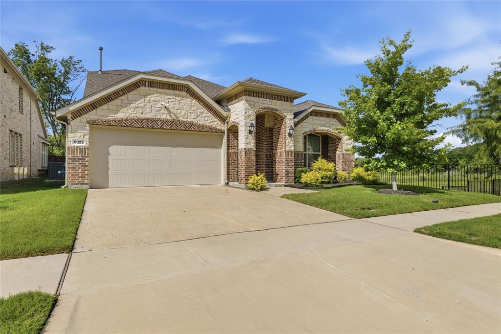 5325 Riverwalk Parkway
