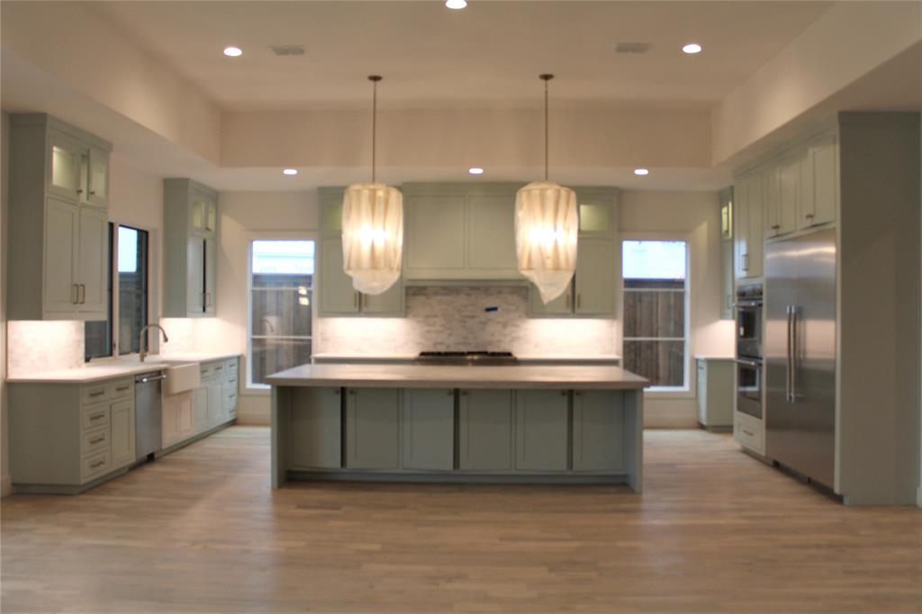 The Metairie - Residential